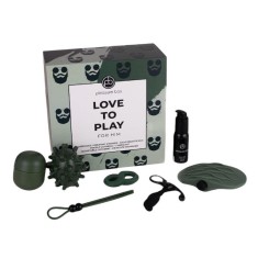 Set erotic DREAMTOYS Pleasure Box - Love To Play For Him, cu masturbator vibrator, ou masturbator, inel de penis și lubrifiant (cutie verde)