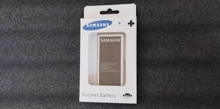 Vand baterie noua si originala pt Samsung Note 4