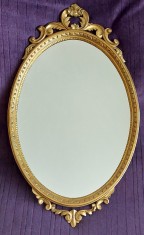 Oglinda ovala vintage din cristal, rama aurie lemn cu ornamente Rococo 97 x 56cm