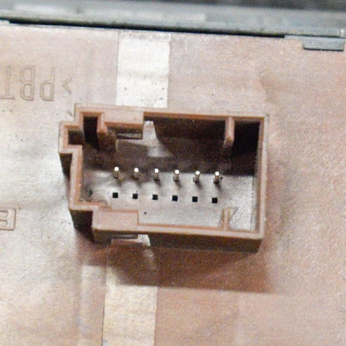 Panou de butoane CITRO&Euml;N JUMPER Furgon 2010 OEM: B569 | 3587902