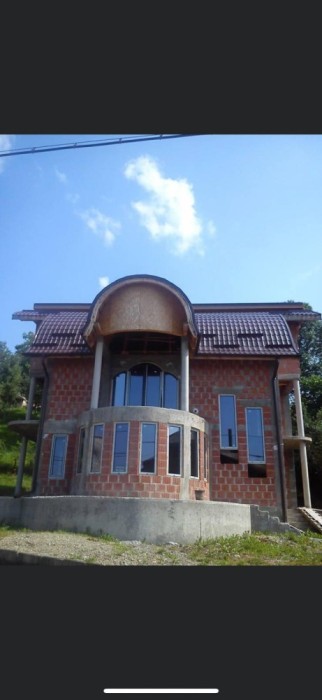 Casă de v&acirc;nzare &icirc;n Nănești, Maramureș