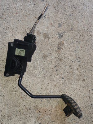 pedala acceleratie FIAT Albea - BOSCH 0 281 002 379 foto