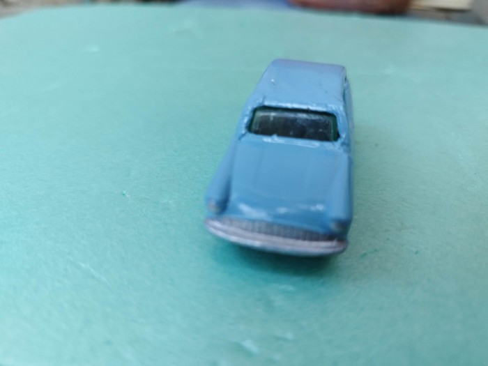 bnk jc Matchbox 7b Ford Anglia