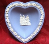 FARFURIE PORTELAN ENGLEZESC WEDGWOOD BLUE JASPERWARE 11.7 CM