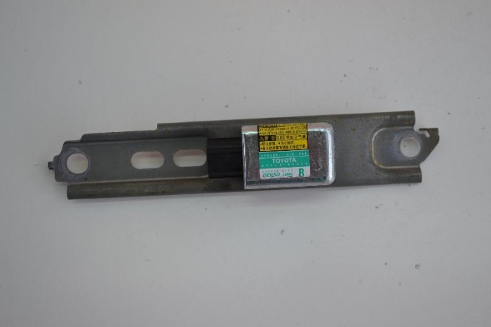 Senzor de impact dreapta față LEXUS RX _L1_ 2008 OEM: 89860-48020 2364560