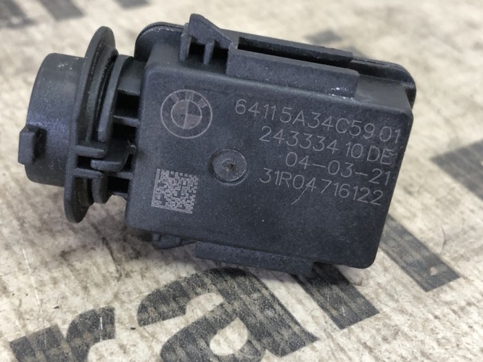 Senzor AUC original BMW G20 G30 G11 G12 G15 X3 G01 X4 G02 X5 G05 X6