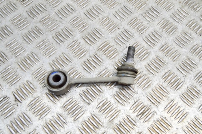 Bieleta stabilizatoare dreapta spate MERCEDES-BENZ GLS X167 2020 OEM: A1673203204 17898657