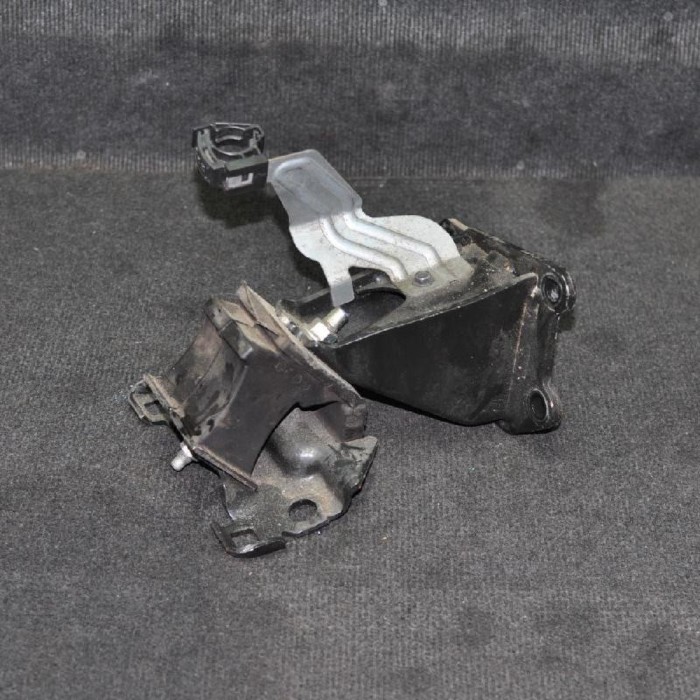 Suport motor dreapta NISSAN NP300 NAVARA Pick-up D23 2014 2134211
