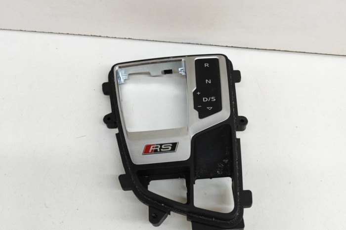 Ornament schimbător de viteze AUDI A4 Avant 8W2, B9 2023 OEM: 8W2713111D | 24943782