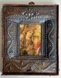 Maica Domnului cu Iisus - icoana veche in caseta cu lucratura metalica 24x19cm