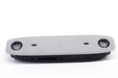 Iluminare interioară TESLA MODEL 3 2021 OEM: P1092574-00-C 17132667 foto