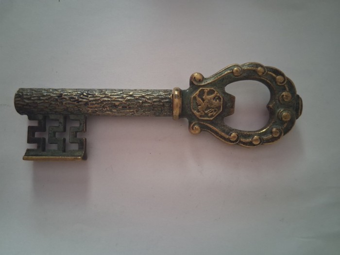 Tirbuson cheie vintage - modelul nr.20