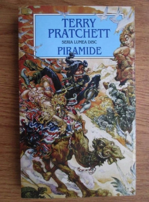 Terry Pratchett - Piramide (Seria Lumea Disc # 7) foto