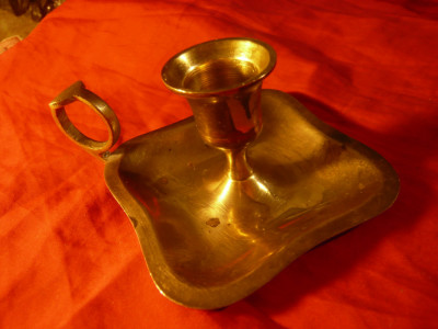 Sfesnic de mana din bronz cu baza patrata , h=5cm ,L=6cm foto