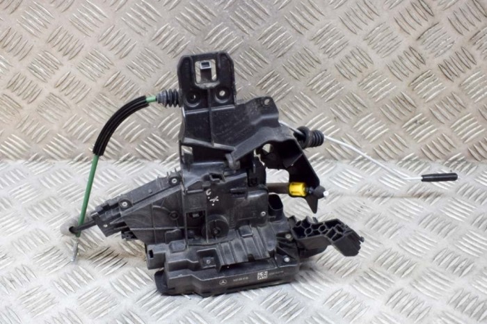 &Icirc;ncuietoare ușă st&acirc;nga spate MERCEDES-BENZ E W213 2016 OEM: A2220064099,A0997303700 20600257
