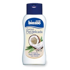 BIOZOO SAMPON SI BALSAM PENTRU CAINI 2IN1 250ML