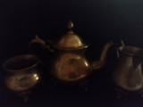 Vechi Set cafea / ceai bronz argintat 3 piese, Vase