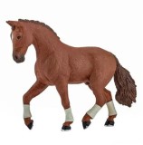 Cumpara ieftin Figurina Papo Rase de cai si ponei - Cal Alezan de Hanovra