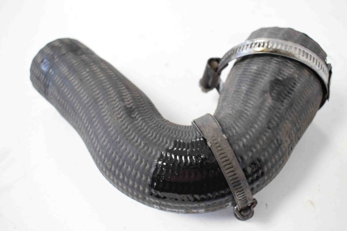 Furtun intercooler dreapta LAND ROVER DISCOVERY IV L319 2010