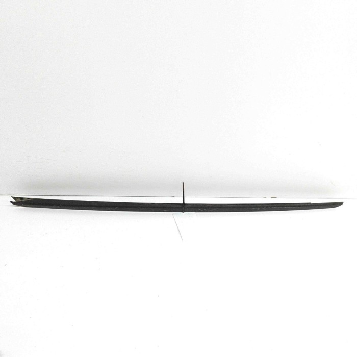 Ornament vertical parbriz st&acirc;nga VW ID.4 E21 2022 OEM: 11A854327