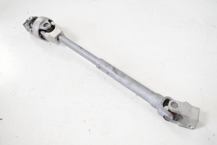 Articulație coloana de direcție BMW 3 F30, F80 2017 OEM: Sedan | 3844835