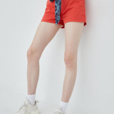 Superdry pantaloni scurti femei, culoarea rosu, neted, medium waist