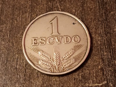 C50 - Moneda foarte veche - Portugalia ante euro - 1 escudo - 1971 foto