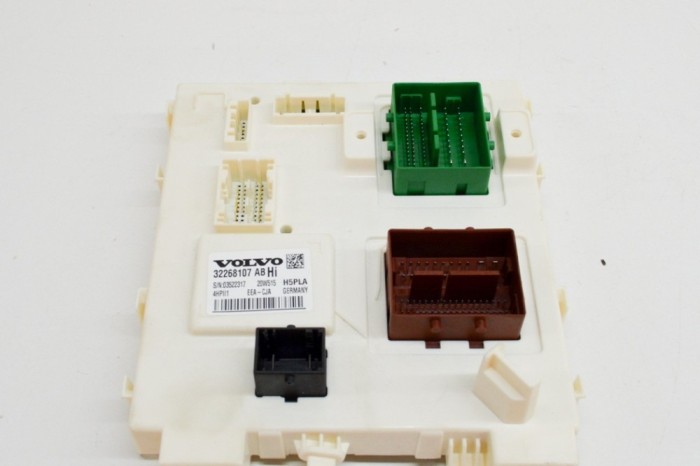 Modul de confort VOLVO XC40 536 2021 OEM: 32268107 15426454