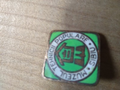 Industrie (1) Insigna Muzeul Tehnici Sibiu foto