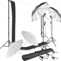 Kit complet foto studio,lumini,4 umbrele,trepiezi 200 cm,suport fundal 2x3m,2 panze fundal alb,negru 45W