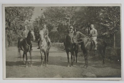 FOTOGRAFIE DE GRUP , CALARE PE CAI , TIP CARTE POSTALA , 1926 foto