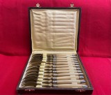 SET DE COLECTIE FRANTUZESC- INCEPUT DE SEC XX- 12 FURCULITE DE DESERT