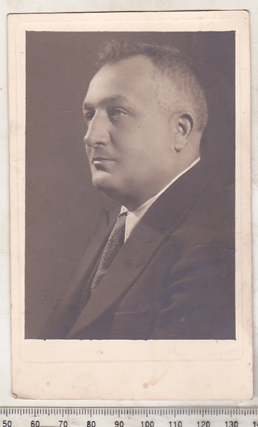 bnk foto Portret de barbat - Foto Studio Gusty Iasi