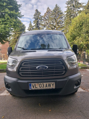 Ford transit - mașina ideală pentru comerț foto