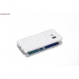 HUSA ULTRA SLIM BERTA APPLE IPHONE 5/5S CLEAR