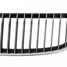 Grila radiator Bmw Seria 3 E90/E91 2004-08.2008 Model 325d, 325i, 325Xi, 330d,330i, 330Xd, 330Xi, 335d, 335i, 335Xi, partea stanga, crom/crom/negru,