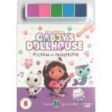 Gabbys Dollhouse, Pictam cu degetelele