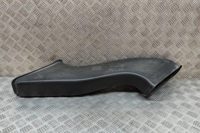 Tub de admisie aer TESLA MODEL X 2016 OEM: 1046212-00-C 23074474