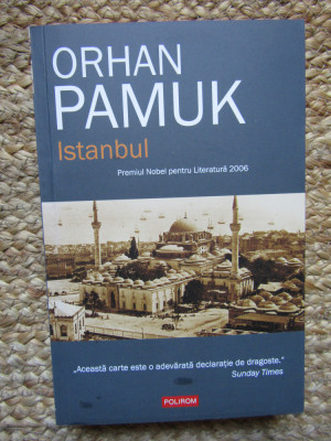 Orhan Pamuk - Istanbul foto