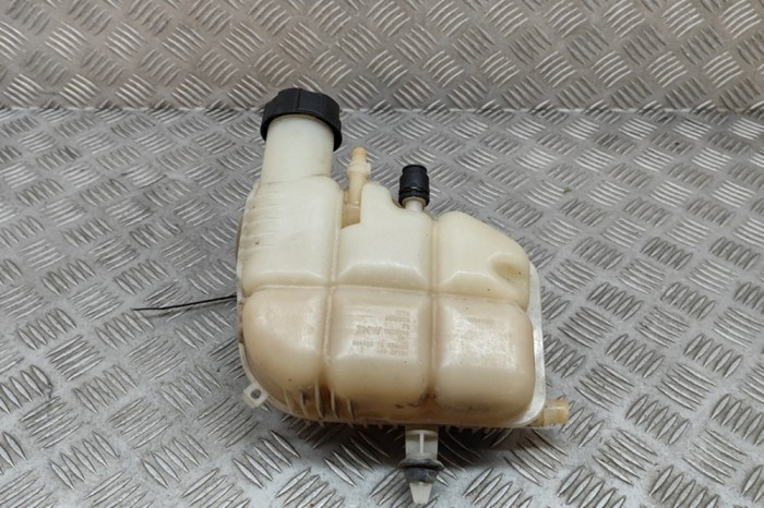 Vas de expansiune BMW X2 F39 2020 OEM: 7617362,8687503 29038823