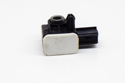 Senzor de impact st&amp;acirc;nga față VOLVO V60 2018 OEM: 170930400,31334336 11402883 foto