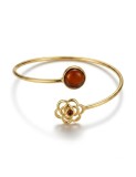 Cumpara ieftin Bratara Fixa din Argint 925 Placata cu Aur, Decorata cu Floare Stilizata si Chihlimbar Natural Cognac