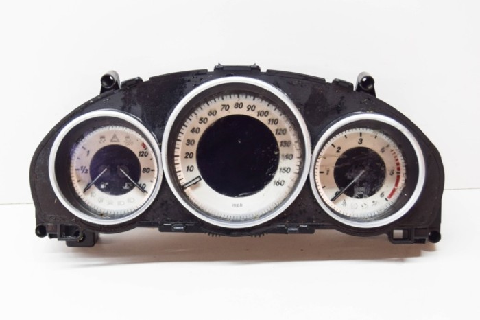 Ceas de bord MERCEDES-BENZ E W212 2014 OEM: A2129007918,A2C91366700,A2129028206,A2189021301,A2129014005 11806065