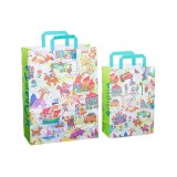 Sacosa cadou din hartie imprimeu Copilarie, 22 x 10.5 x 32cm, 70 g m &sup2;