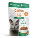 Cumpara ieftin Calibra Cat Life Pouch Adult, Rață (in sos), 85g