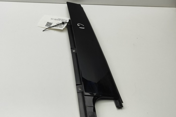 Ornament vertical ușă dreapta spate MERCEDES-BENZ C S206 2024 OEM: A2066907604 30455243