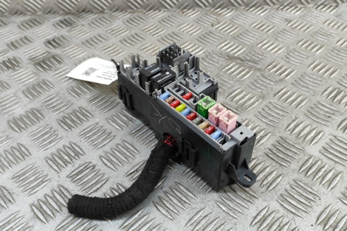 Modul panou de siguranțe OPEL AMPERA 2014 OEM: 20971956 | 30771275