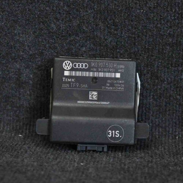 Unitate de control Gateway VW JETTA III 1K2 2006 OEM: 1K0907530H 1131931