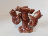Set 2 solnite ceramica Sare si Piper in forma de ursuleti agatati de un butuc de copac, Schynige Platte Elvetia (Platoul Schynige) suvenir