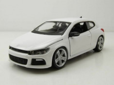 Macheta VW Scirocco R MK3 facelift 2015 alb - Bburago 1/24 foto